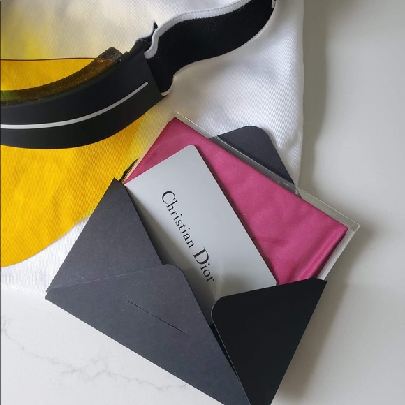 ❤️ DIOR ❤️ AUTHENTIC ❤️ INCLUSIONS: Box, dustbag, cards. ( Kim Kardashian worn ) - Picture 5 of 6